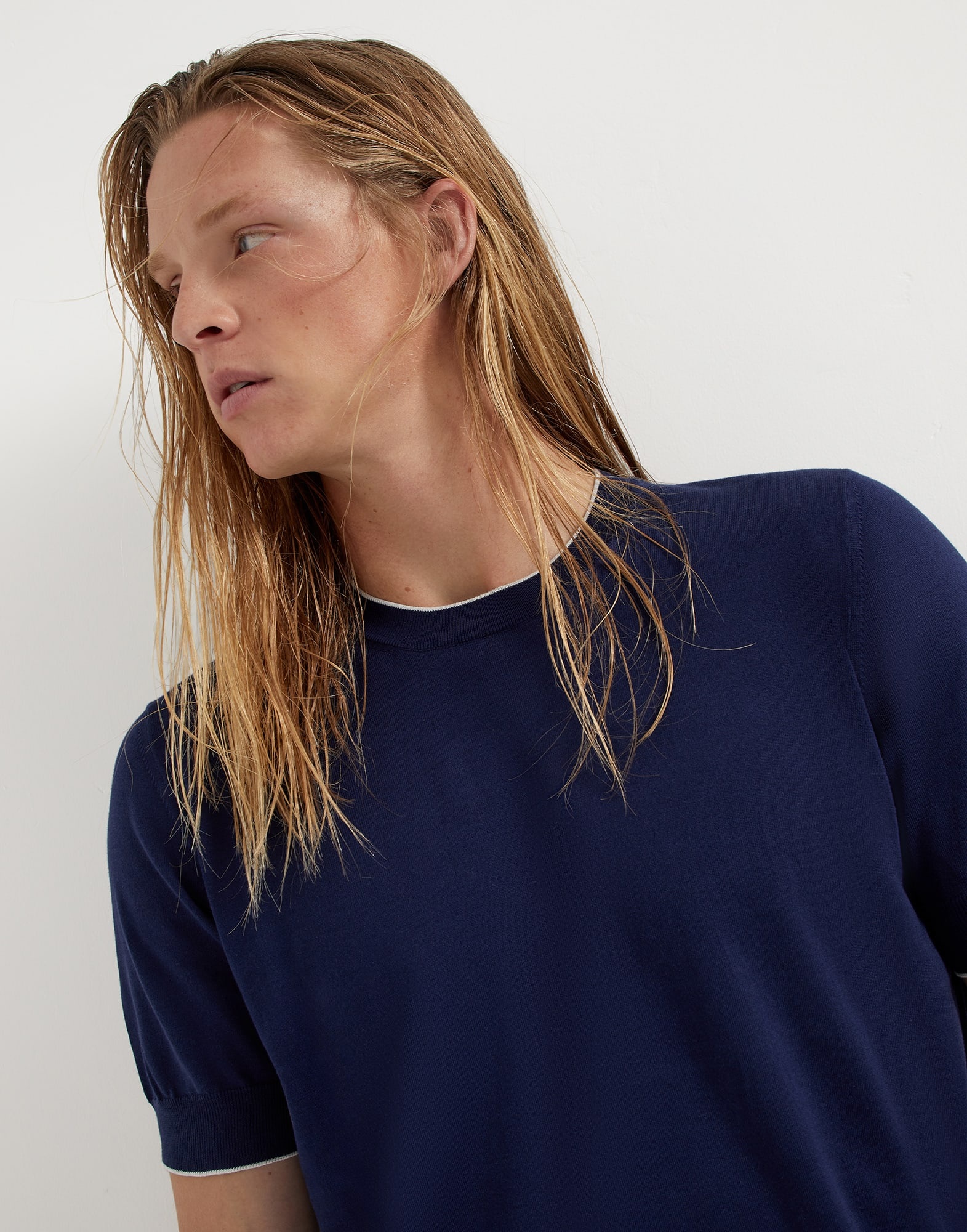 Cotton lightweight knit T-shirt with contrast details - 3