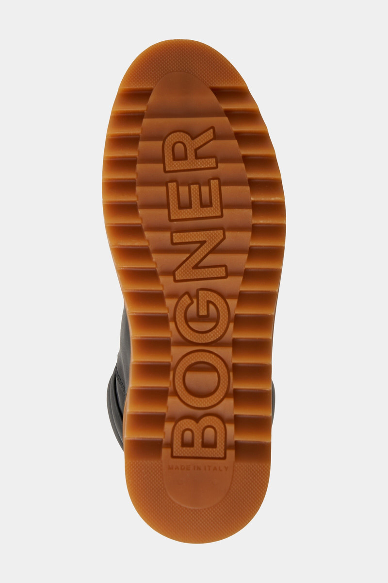 Bucharest Lace-up boots in Black 8