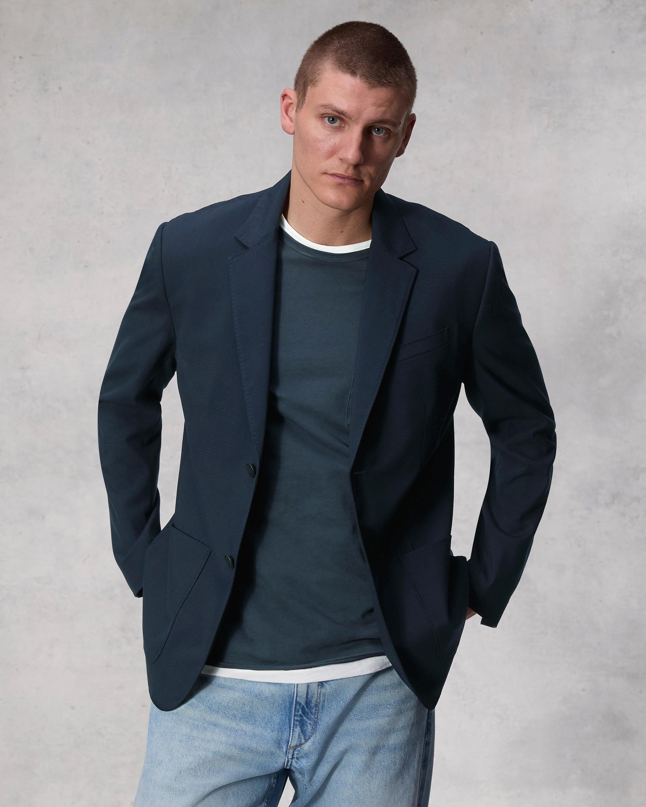 Shift Cotton Blazer
Relaxed Fit - 2