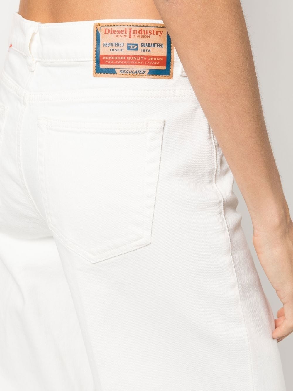 logo-patch wide leg jeans - 5