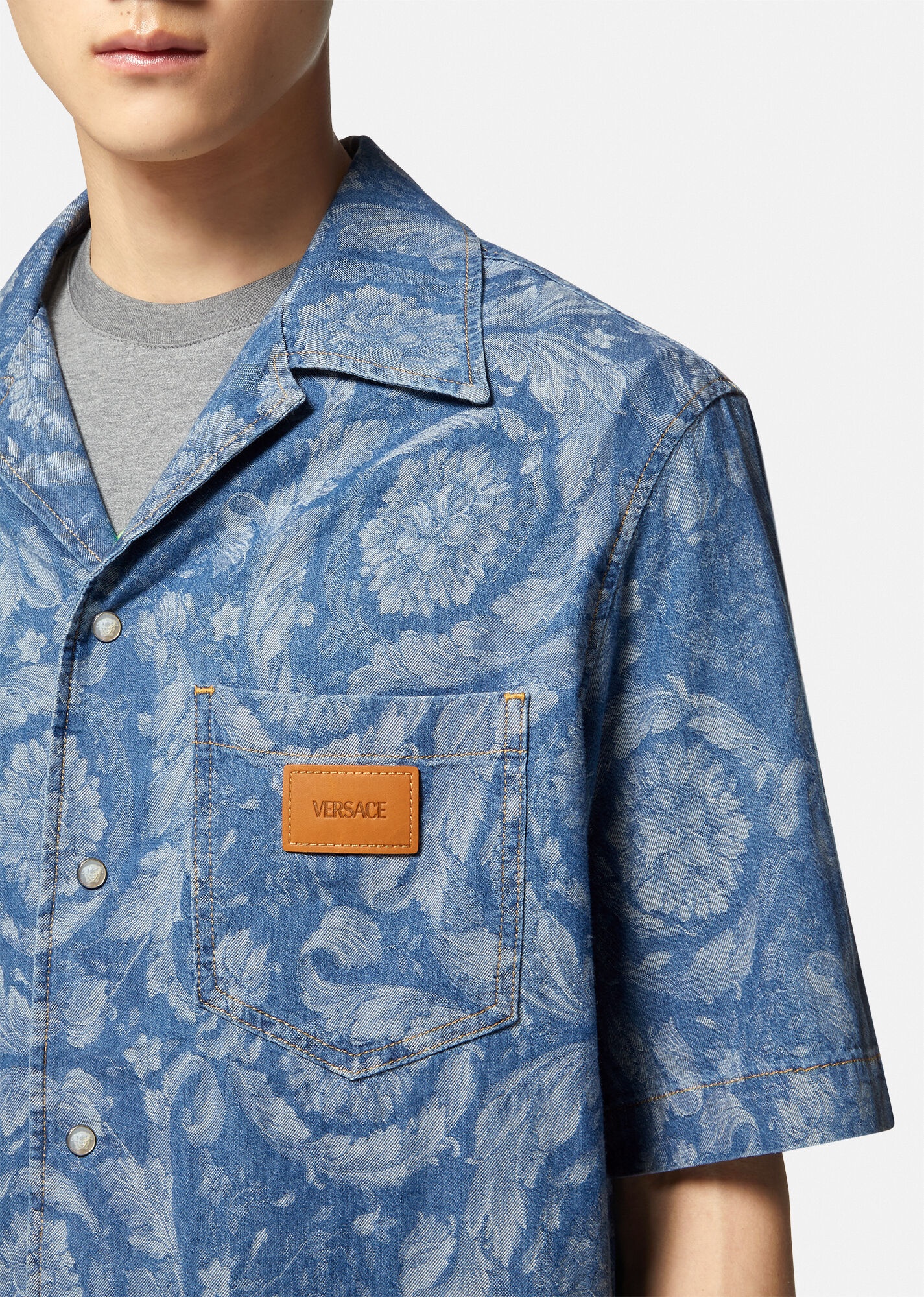 Barocco Silhouette Denim Shirt - 5