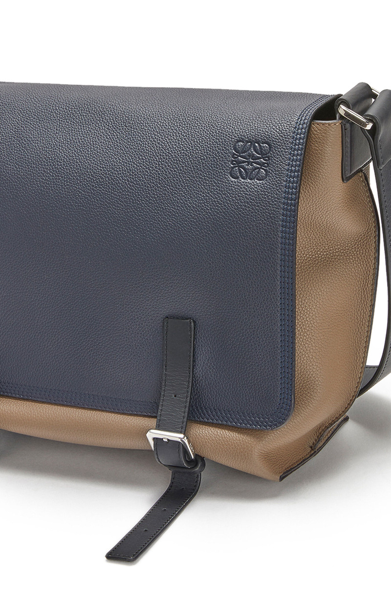 Small Military Messenger bag in calfskin 4