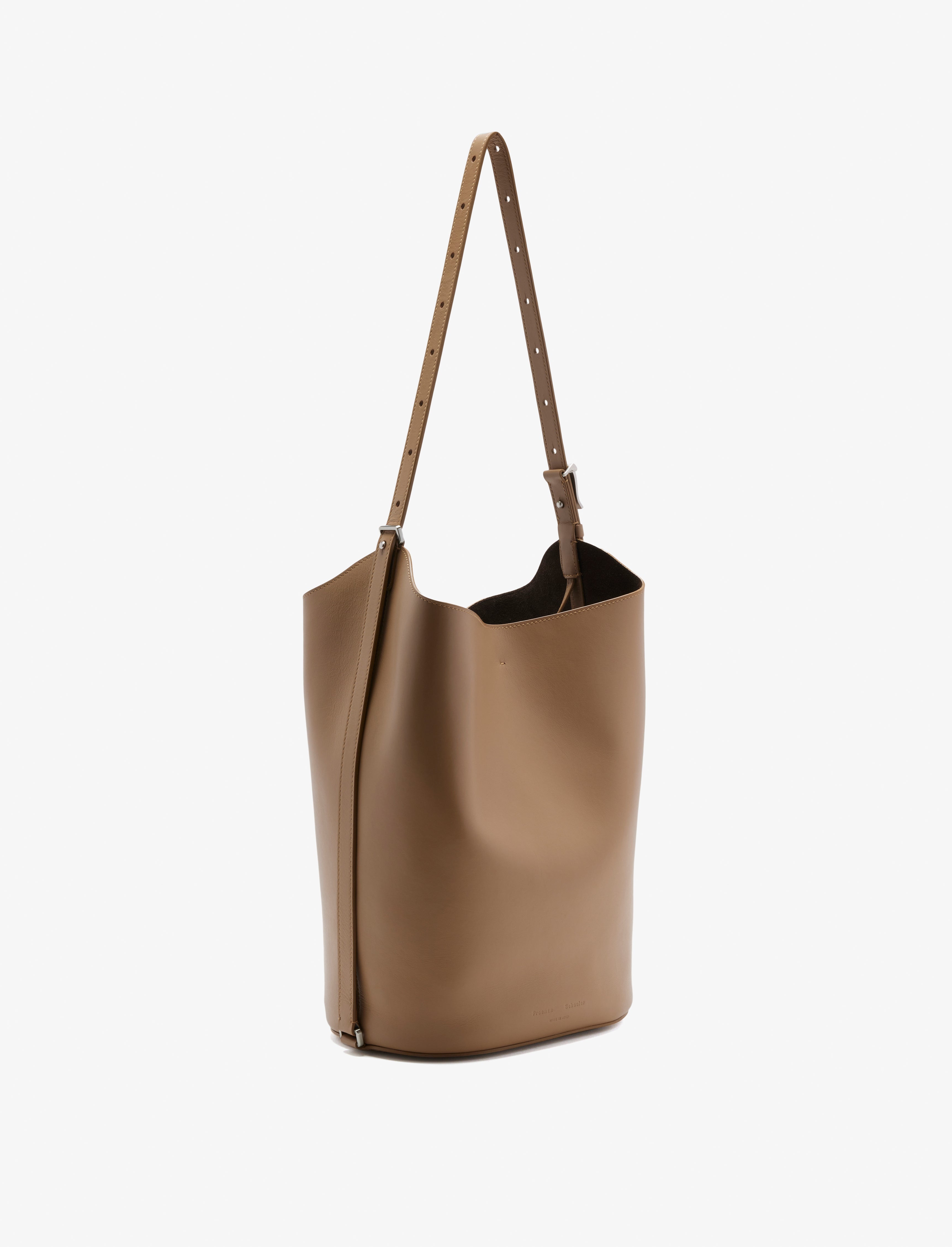 Brant Bucket Bag in Smooth Calf - 10