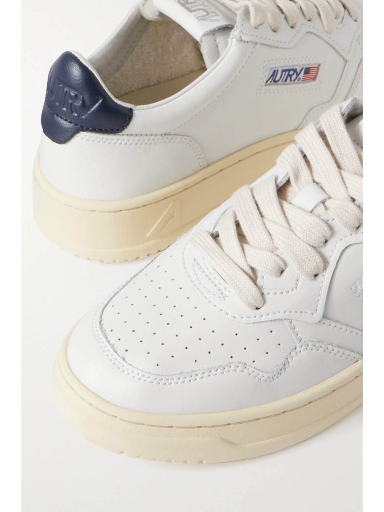 Medalist Low Leather Sneaker - 4