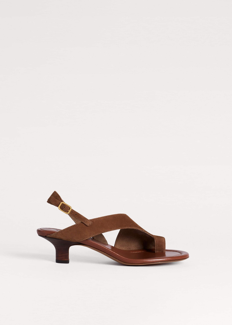 Asymmetric Heel 4