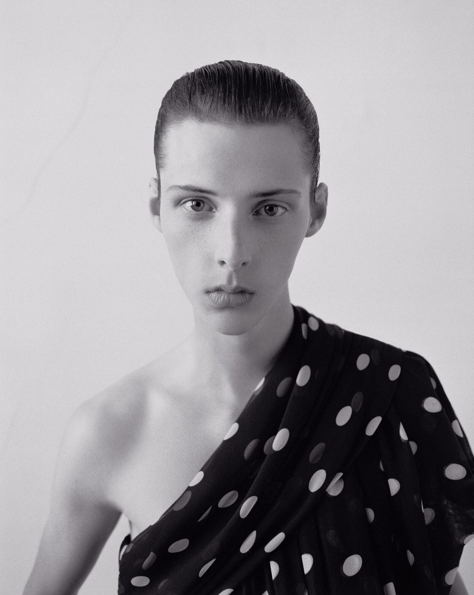 draped one-shoulder top in dotted silk muslin - 2