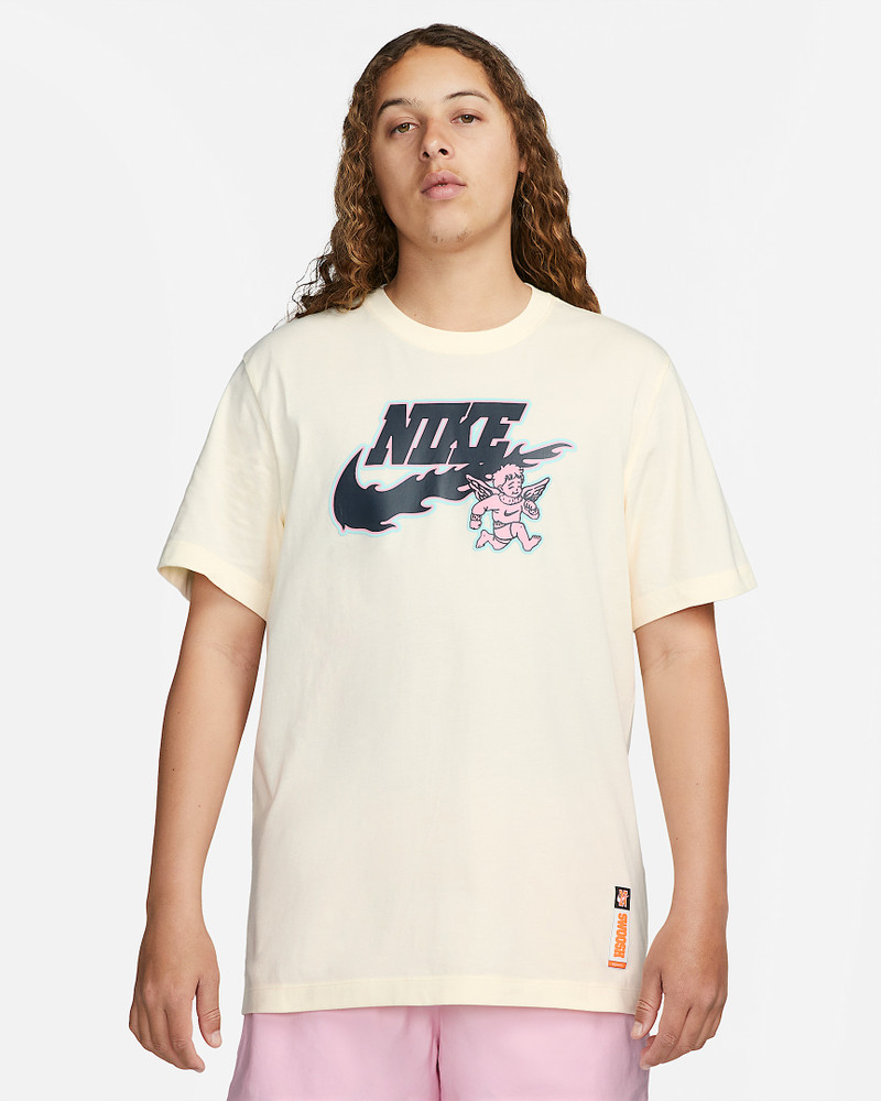 Nike Sportswear Men's T-Shirt 1