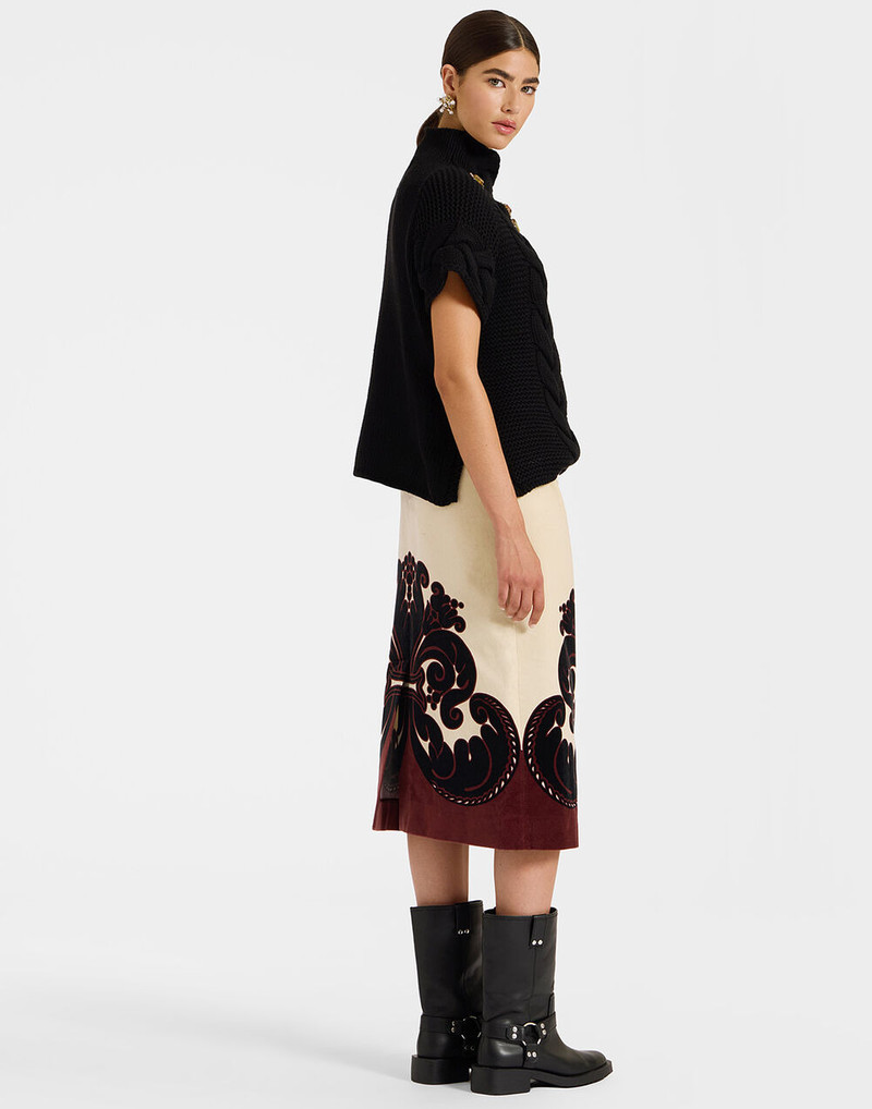 La DoubleJ Pencil Skirt outlook