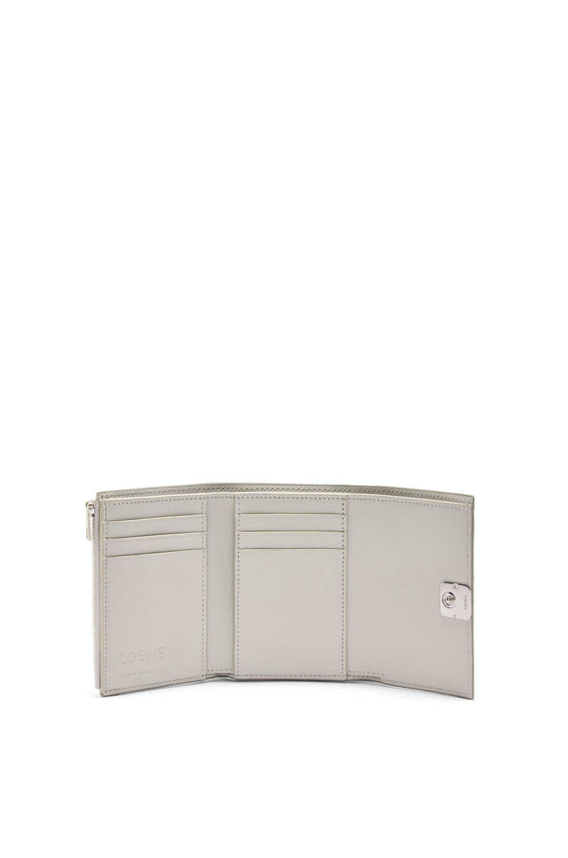 Loewe Puffer Anagram small vertical wallet in shiny nappa calfskin outlook