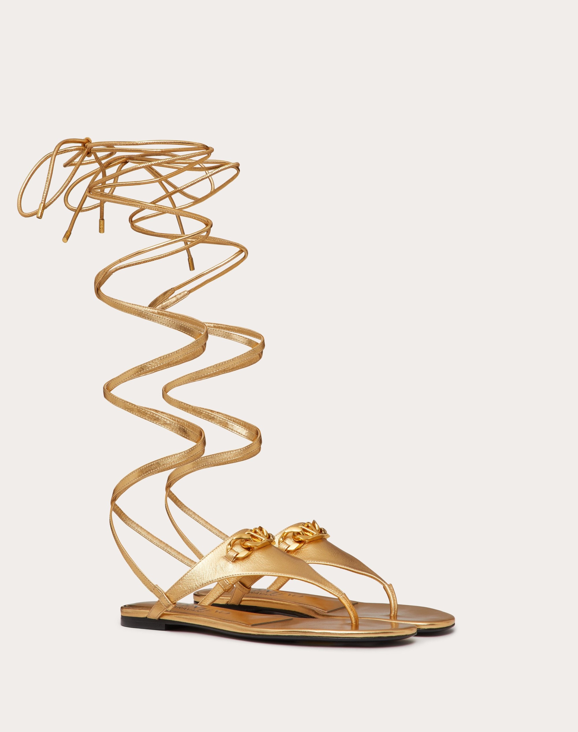 VLOGO CHAIN METALLIC NAPPA FLAT THONG SANDALS - 2