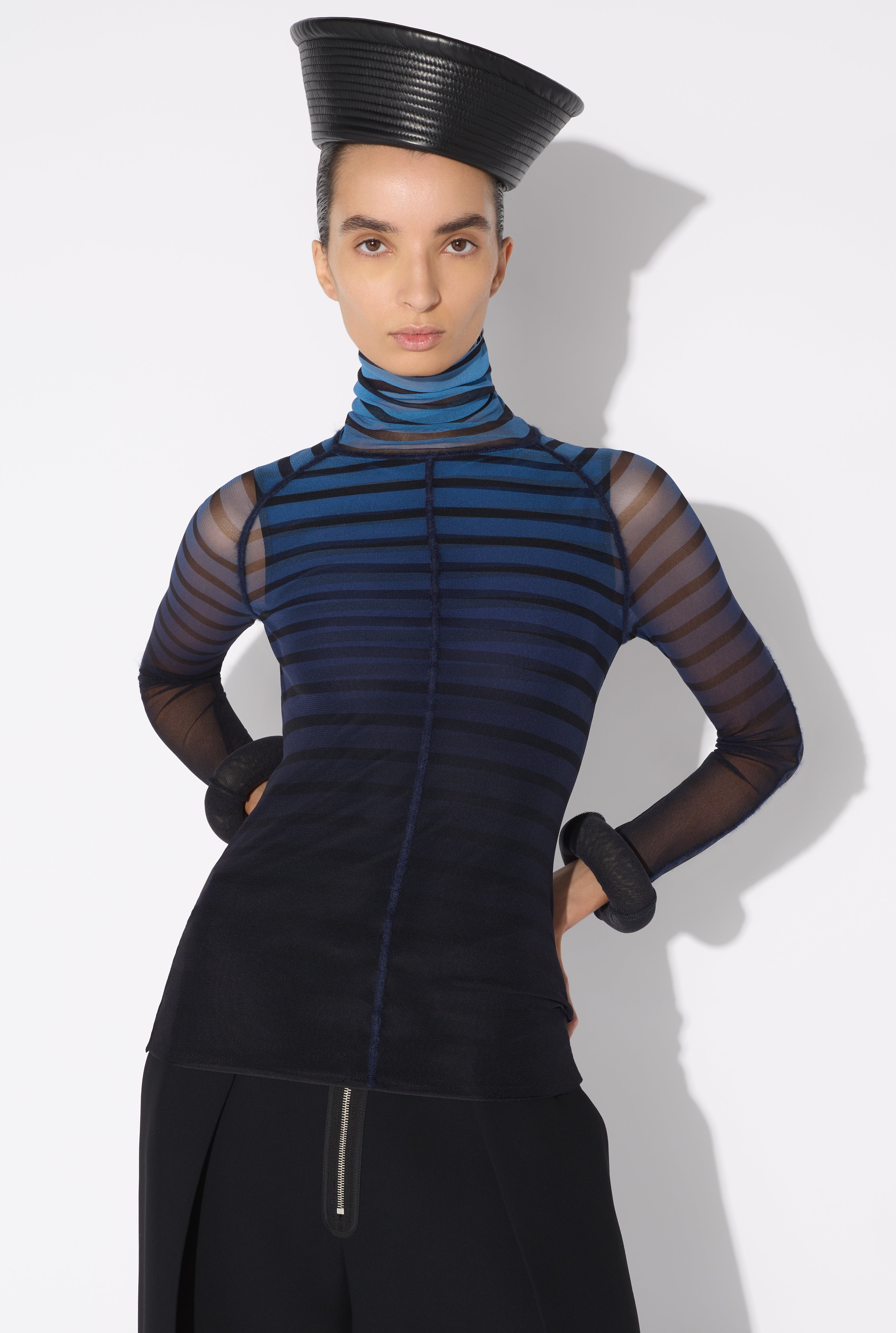 THE 3D STRIPED TOP - 2