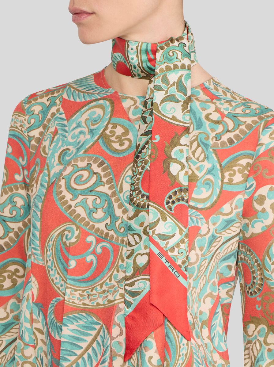 SILK PAISLEYINA WITH PAISLEY MOTIF - 2