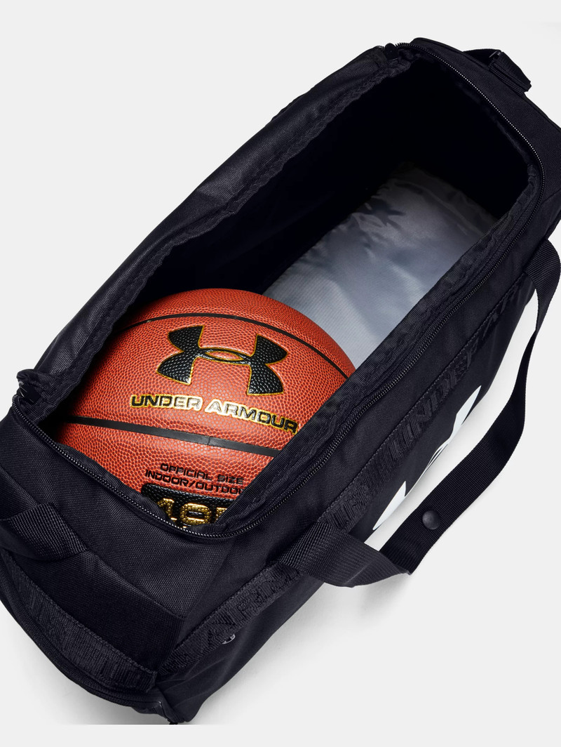 UA Essential Small 3