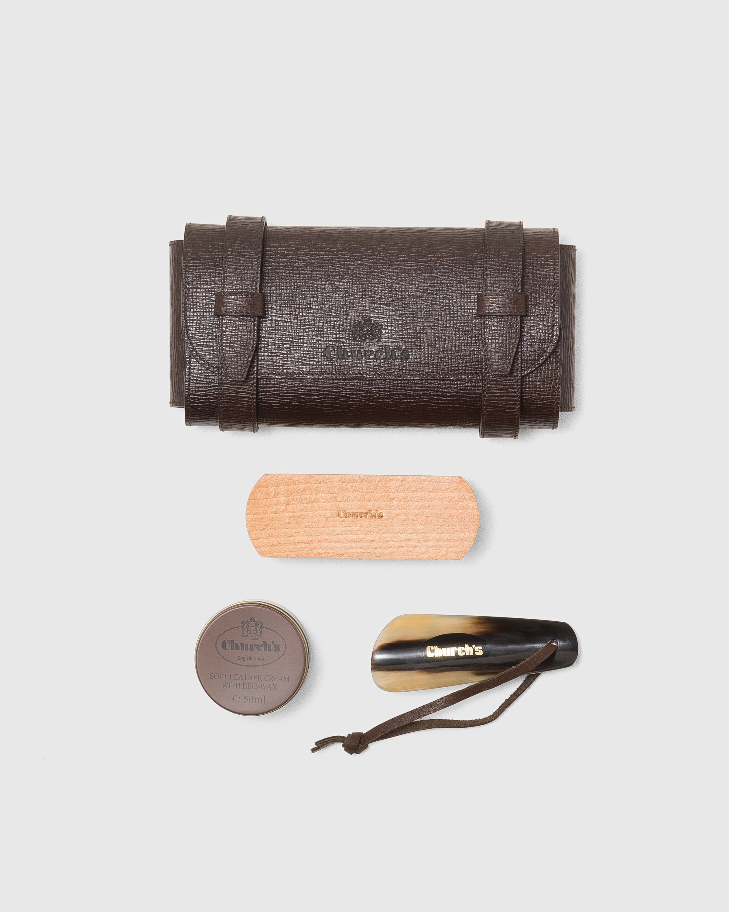 Essential shoe care cleaning kit in St James leather - 1