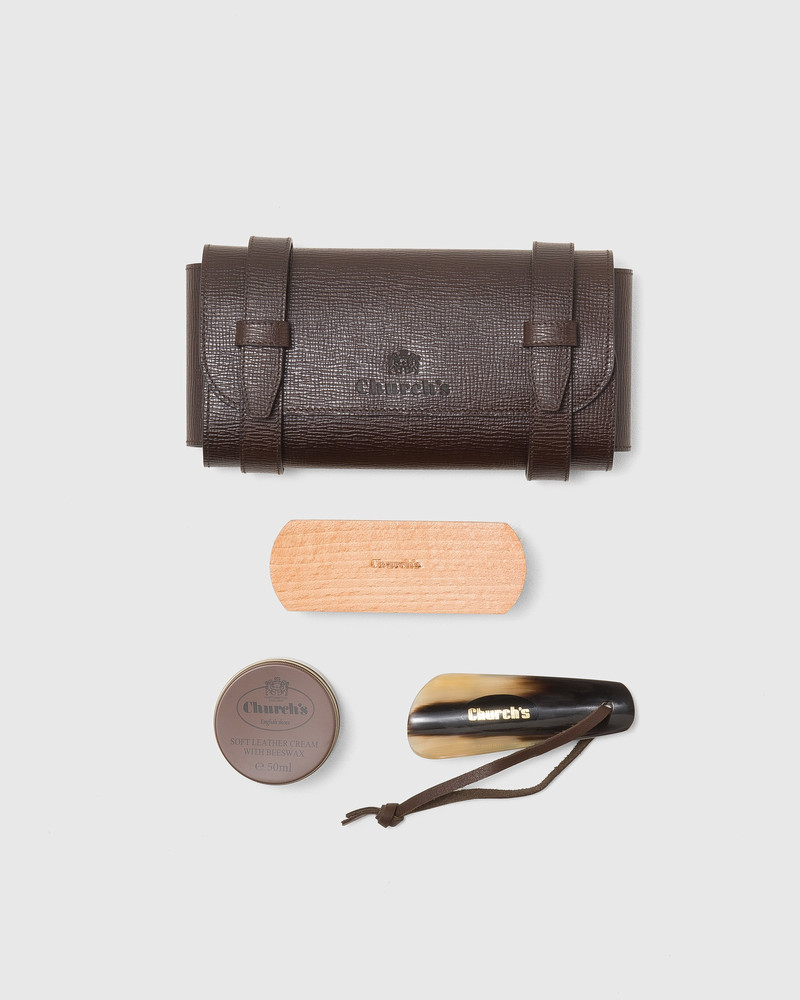 Essential shoe care cleaning kit in St James leather 1