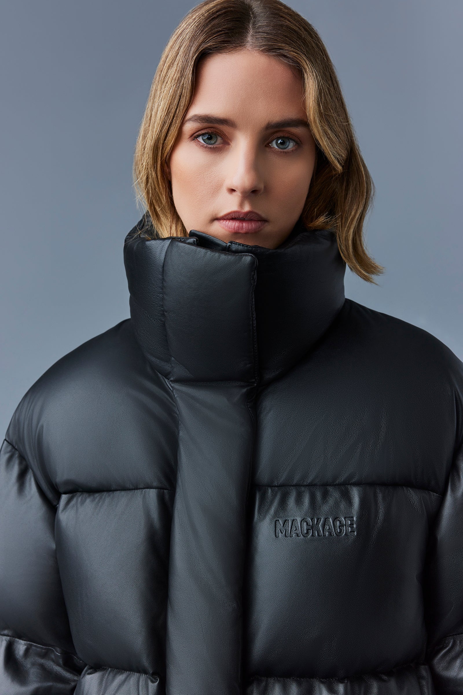 SAYA Leather down parka with stand collar - 5