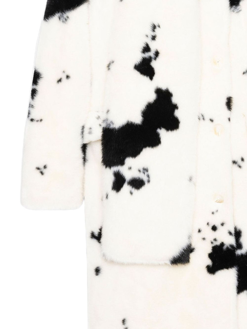 STAND STUDIO Stand Studio  White outlook