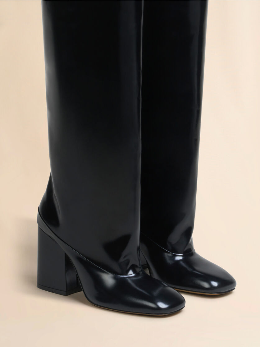BLACK LEATHER TRUNKAROO KNEE-HIGH BOOT - 4