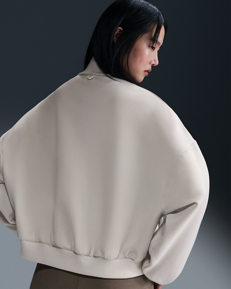 Nike Nike 24.7 ImpossiblySoft Women's Dri-FIT Oversized 1/2-Zip Top outlook