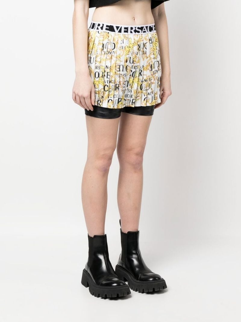 logo-waistband pleated shorts - 3