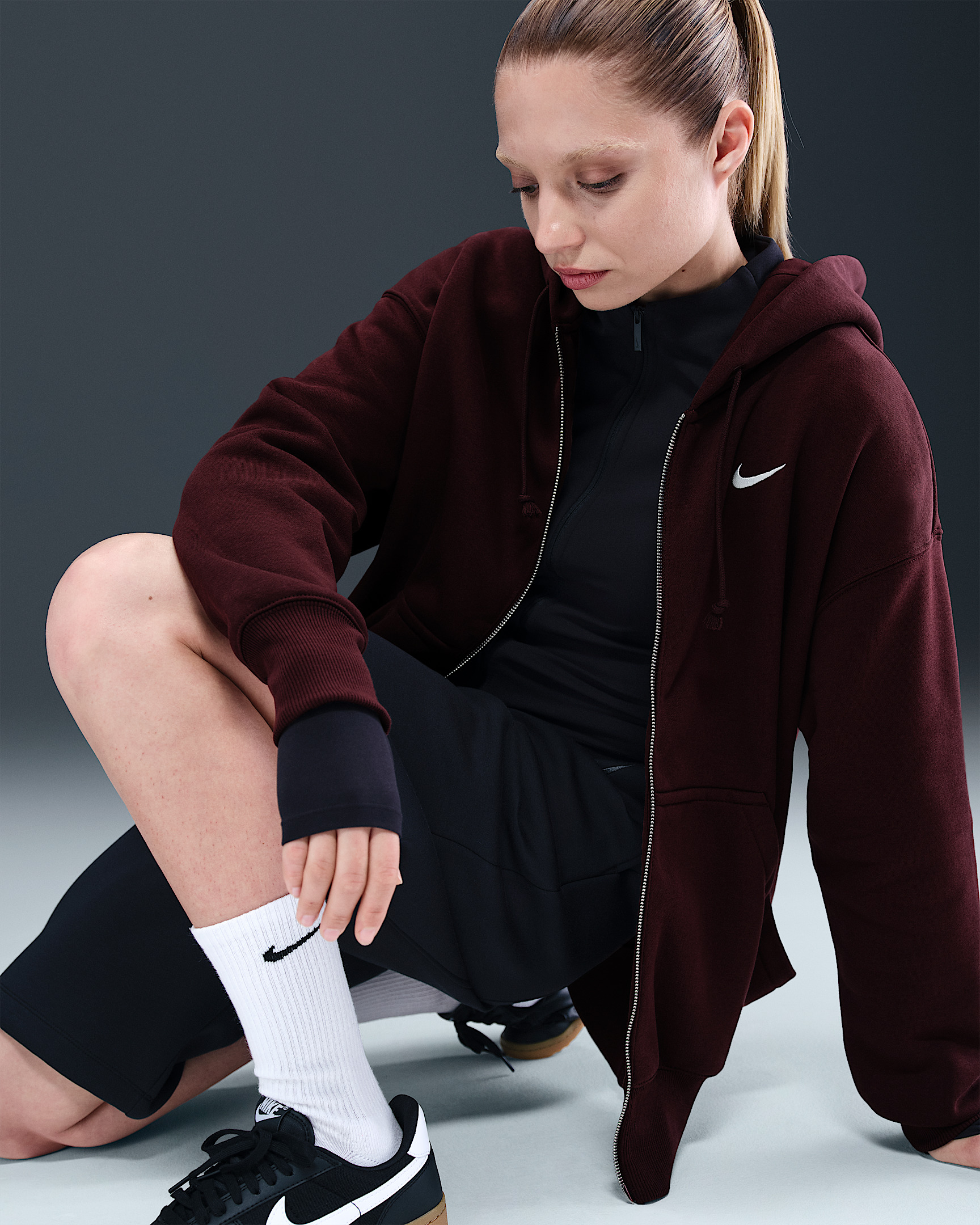 Nike Sportswear Phoenix Fleece Women's Oversized Full-Zip Hoodie - 3