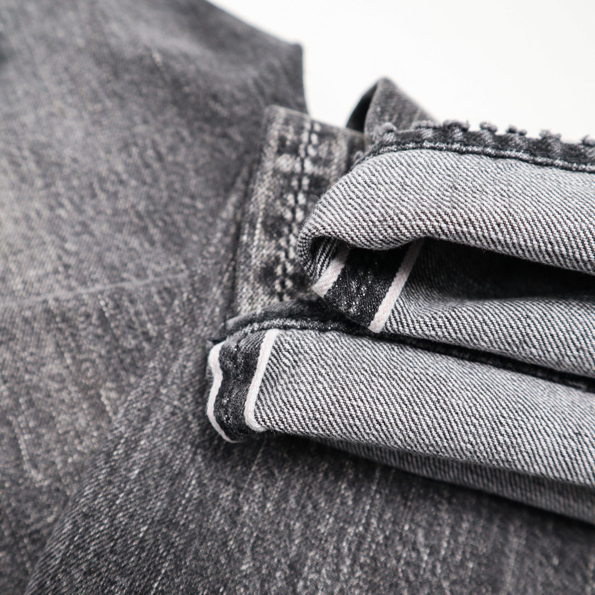 1108BKHW Slim Straight 13.7oz Selvedge Denim Black Dartford - 4