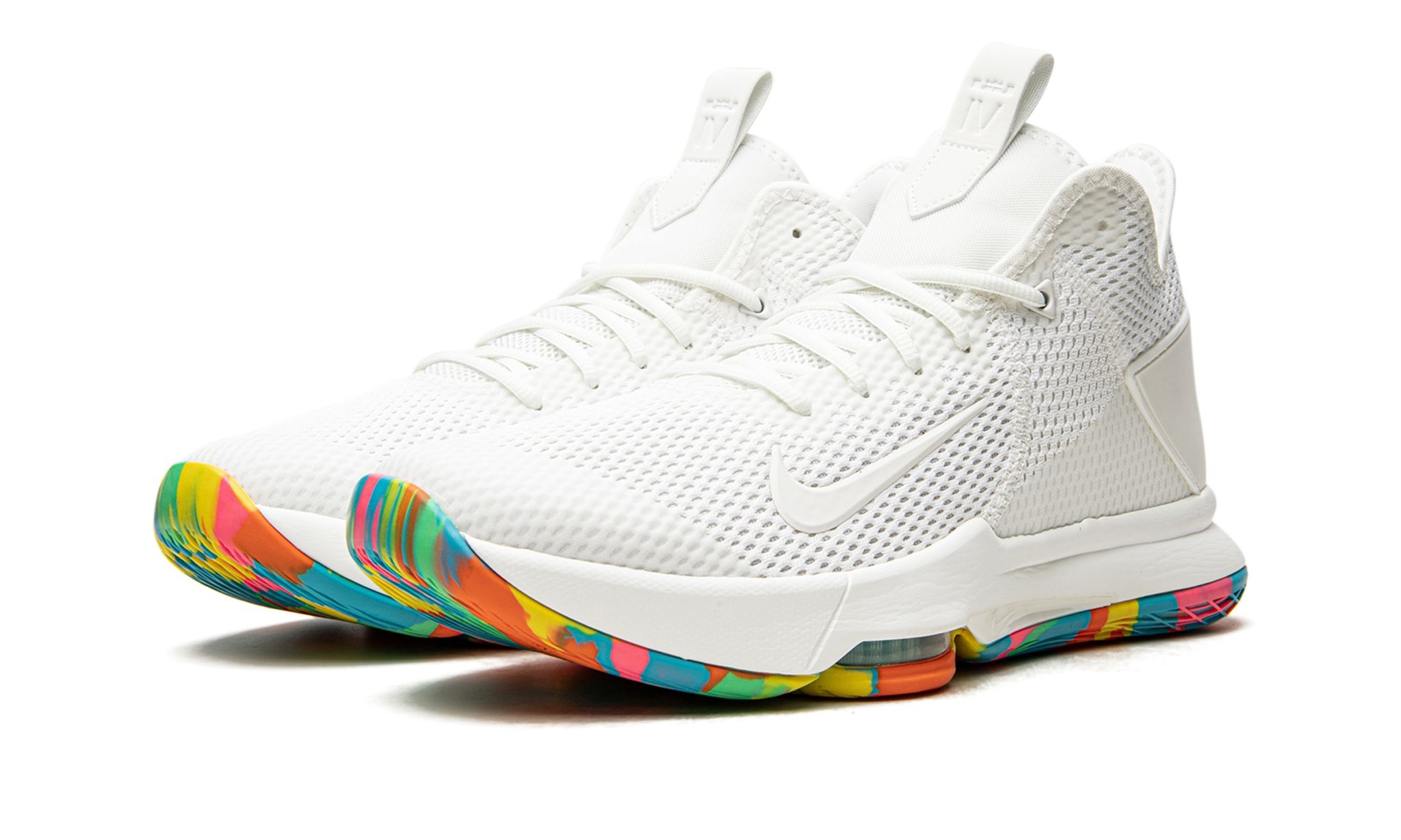 LeBron Witness 4 "White / Multi-Camo" - 2