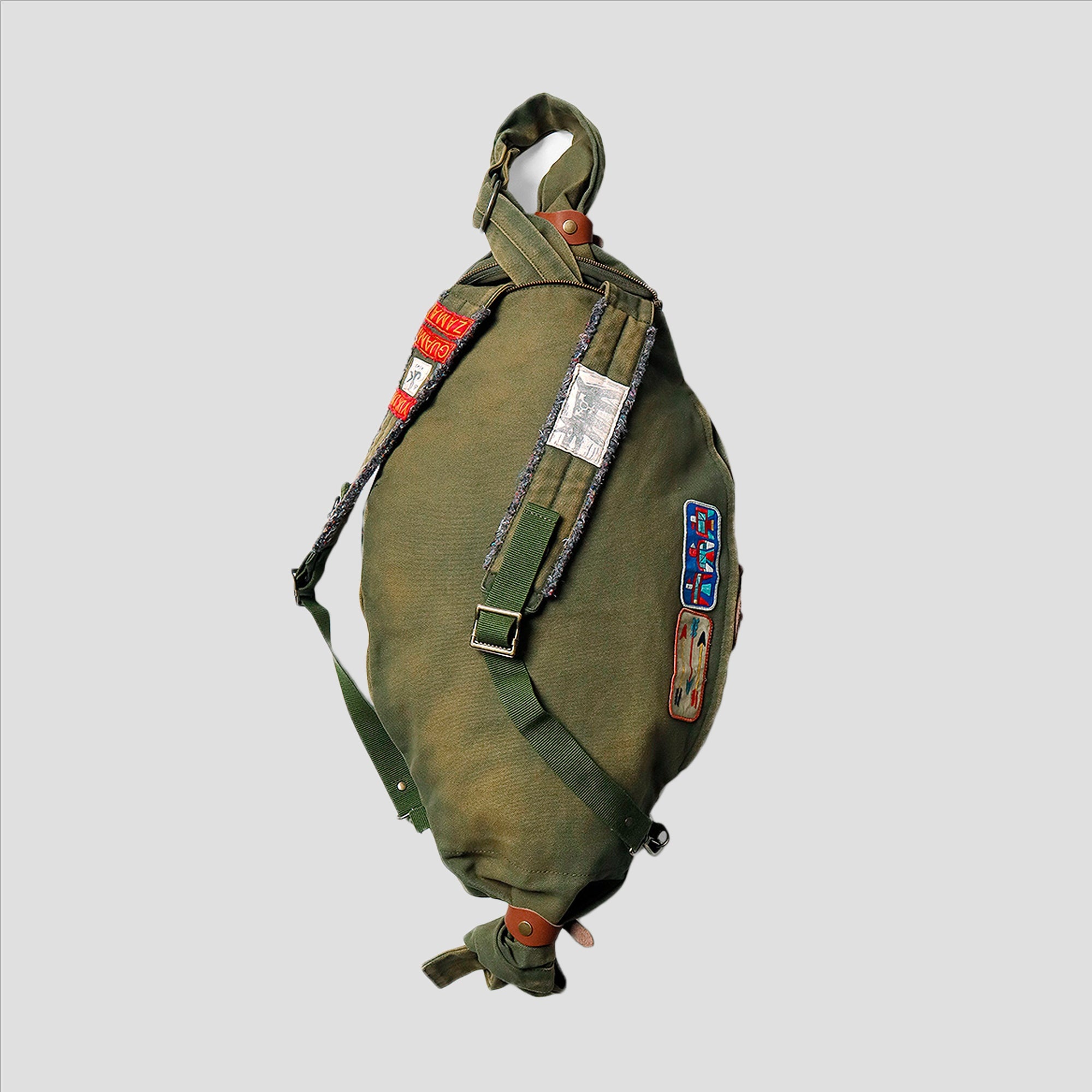 バッグ KAPITAL 8 Canvas Snufkin Bag KAPITAL 8 Canvas Snufkin Bag in Beige | SVD USA