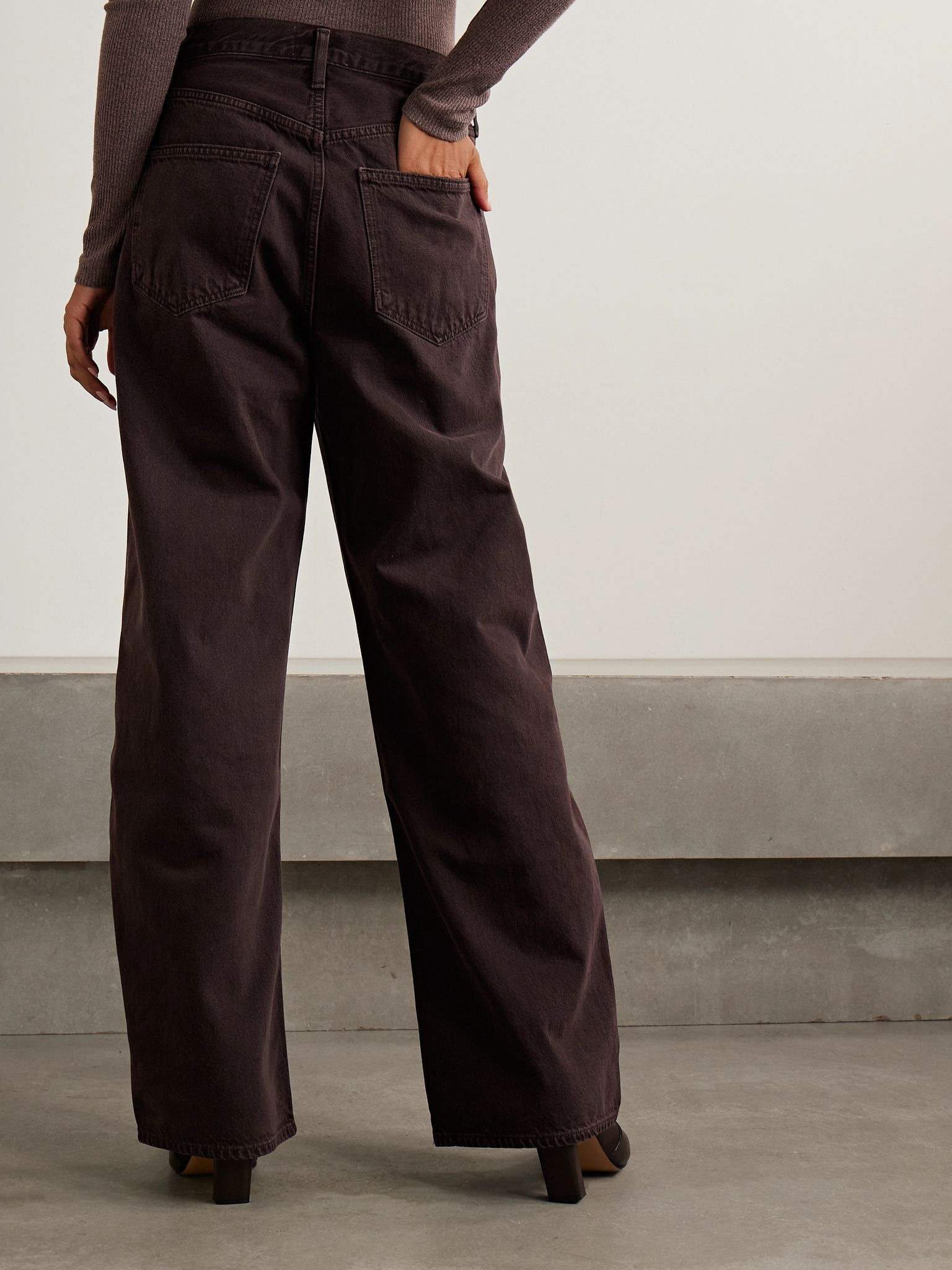 Low Curve mid-rise straight-leg jeans Brown - 4