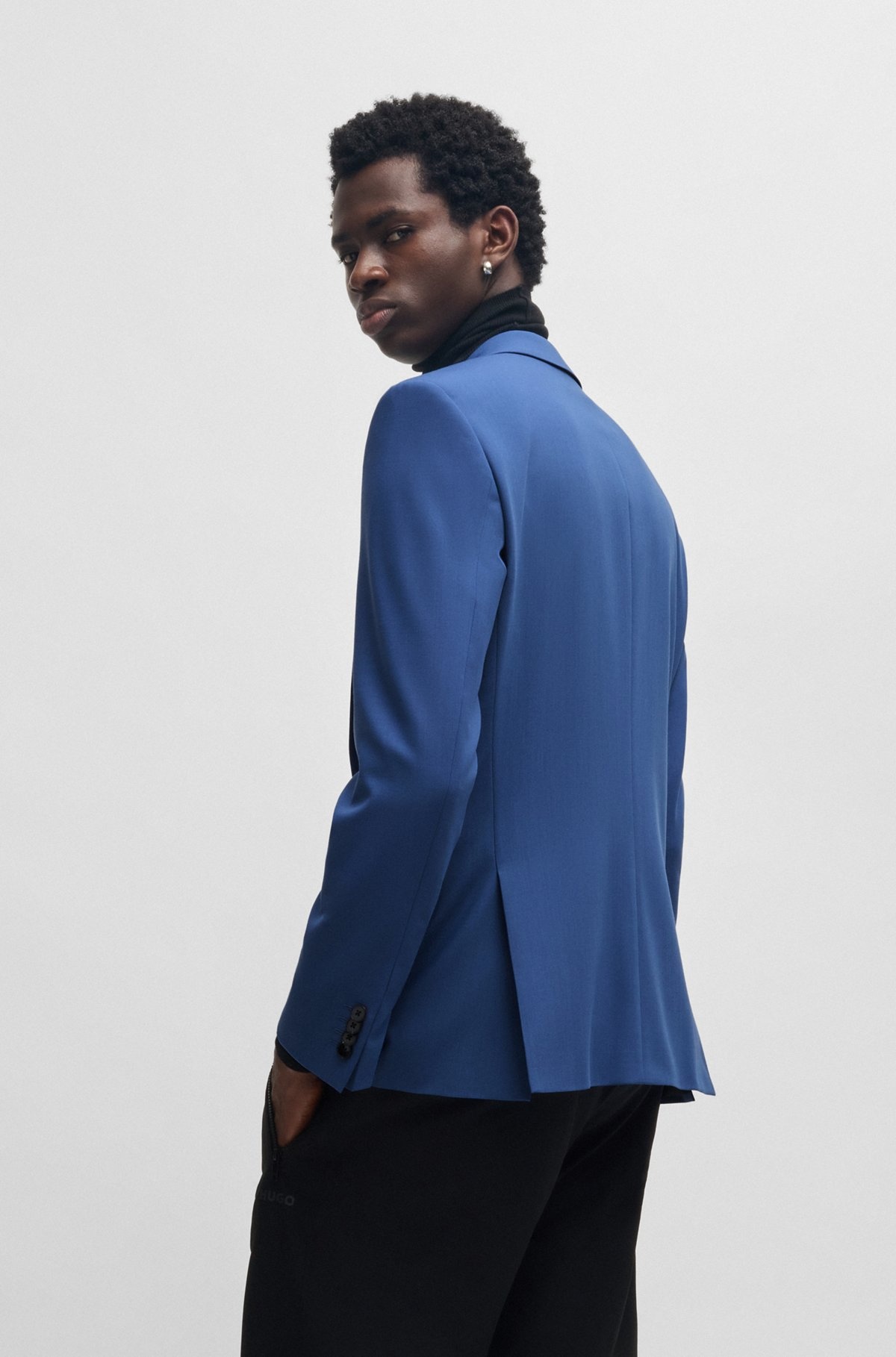 SLIM-FIT JACKET IN PERFORMANCE-STRETCH CLOTH - 4