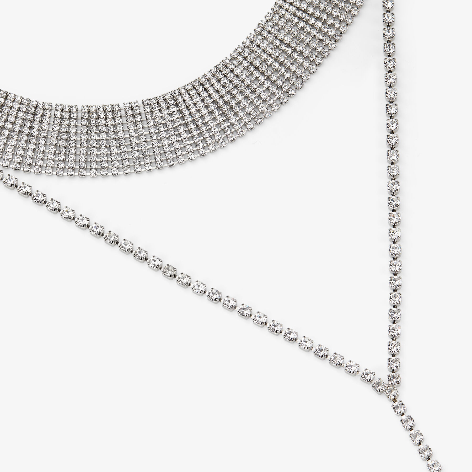 Saeda Necklace
Silver-Finish Metal Chain Necklace with Crystal - 3