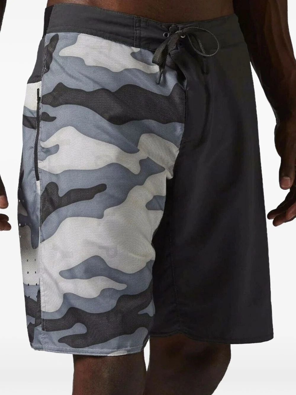 One Series 2in1 camouflage track shorts - 1
