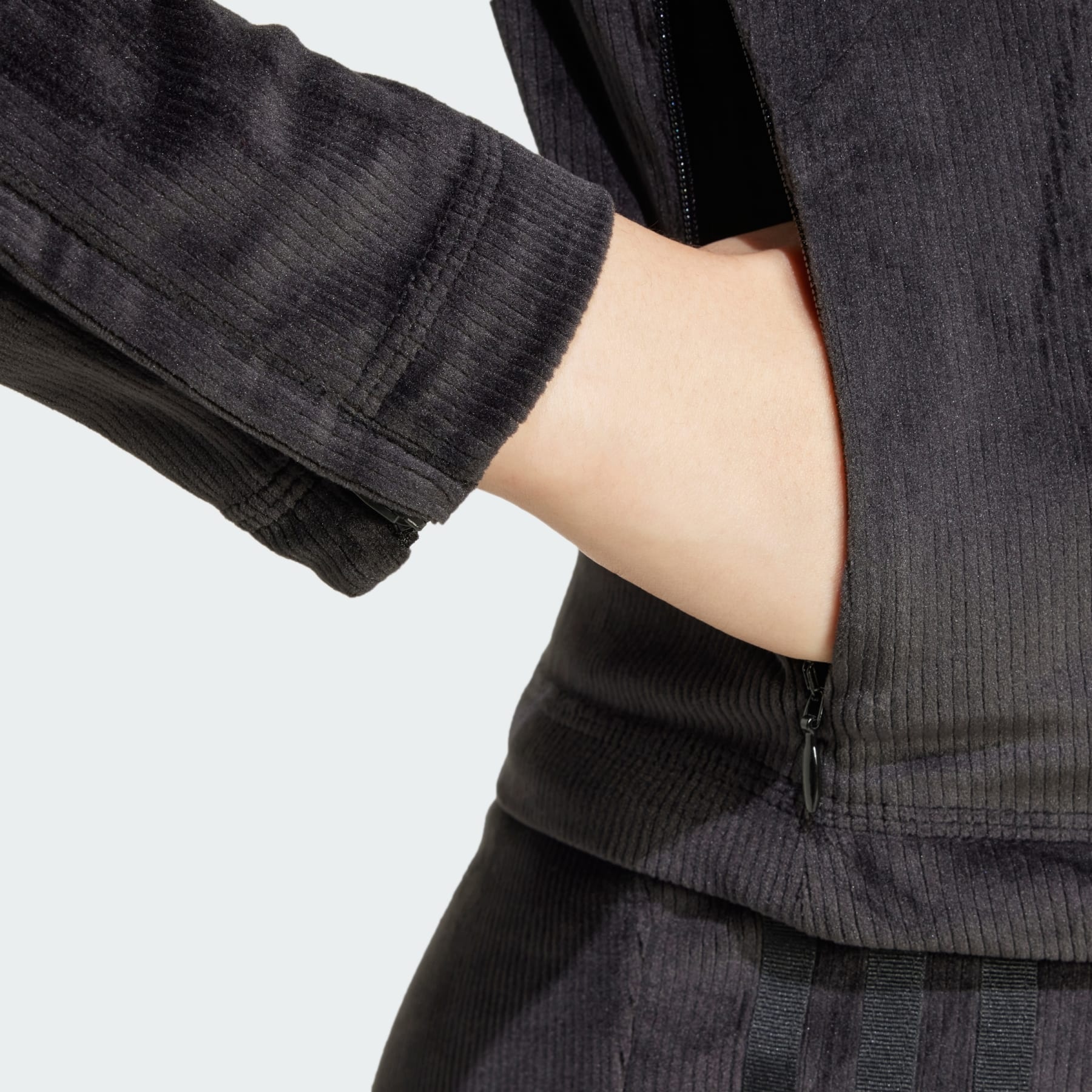 アディダス☆Tiro Cut 3-Stripes Stretchy Velour Track Jacket Adidas Tiro Cut 3-Stripes Stretchy Velour Track Jacket In