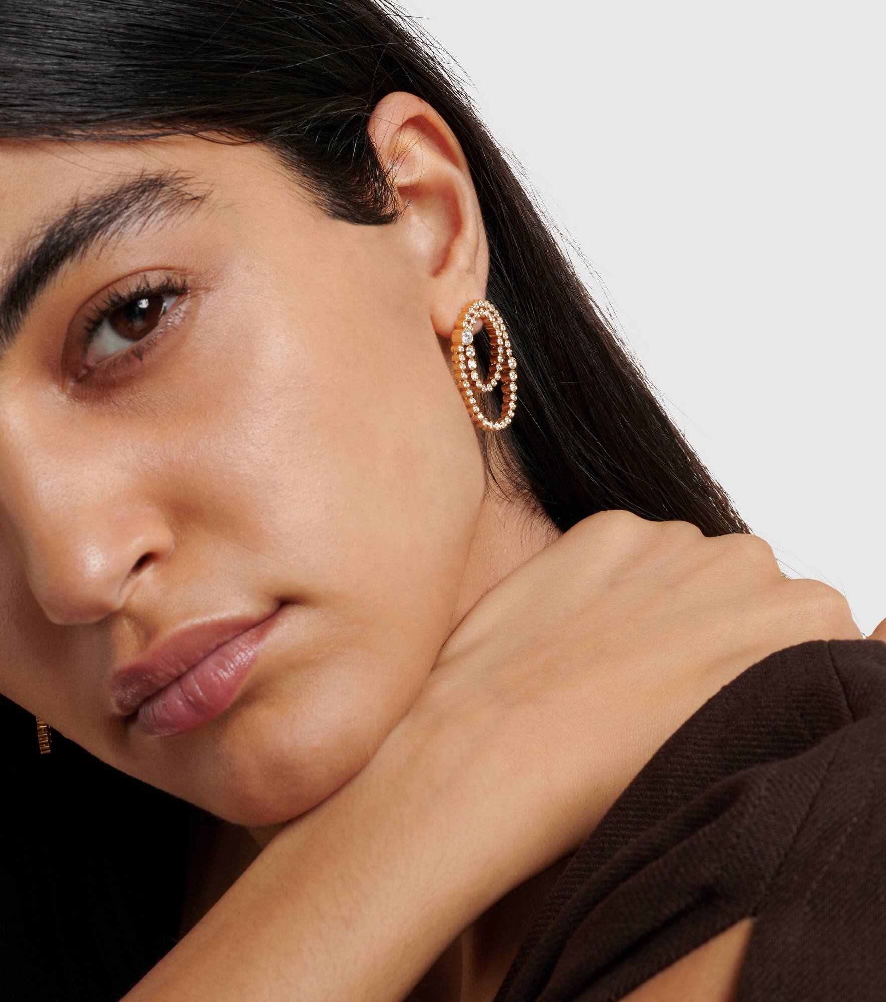 Embrassée de Diamant 18kt gold single earring with diamonds - 3