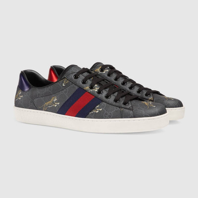 GUCCI Men's Ace GG Supreme tigers sneaker outlook