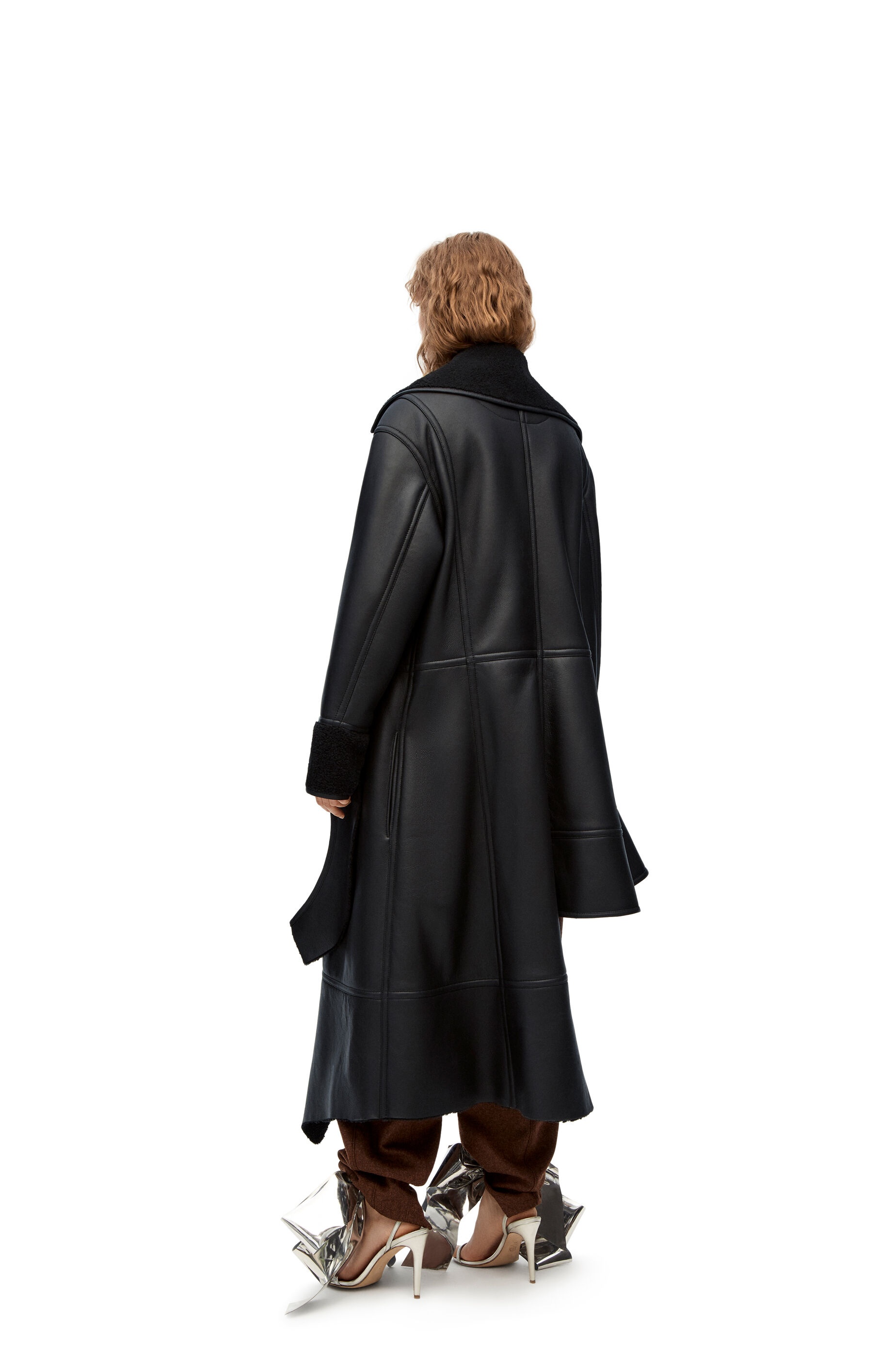 Deconstructed coat in shearling - 4