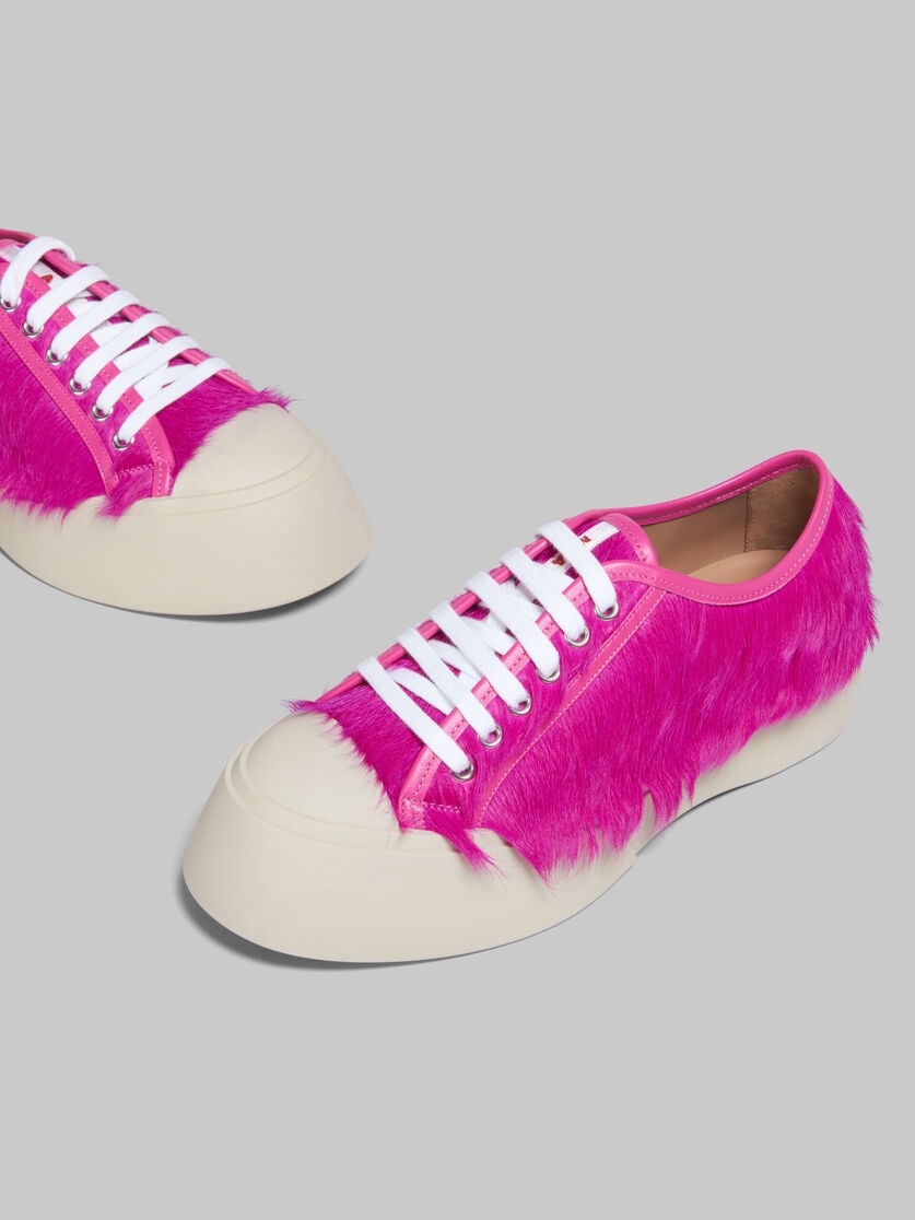 FUCHSIA LONG-HAIR CALFSKIN PABLO LACE-UP SNEAKER - 5