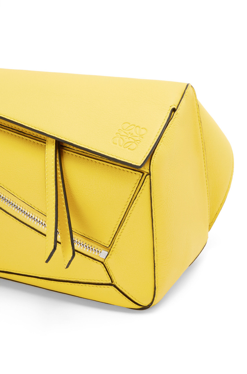 Small Puzzle Bumbag in classic calfskin 7