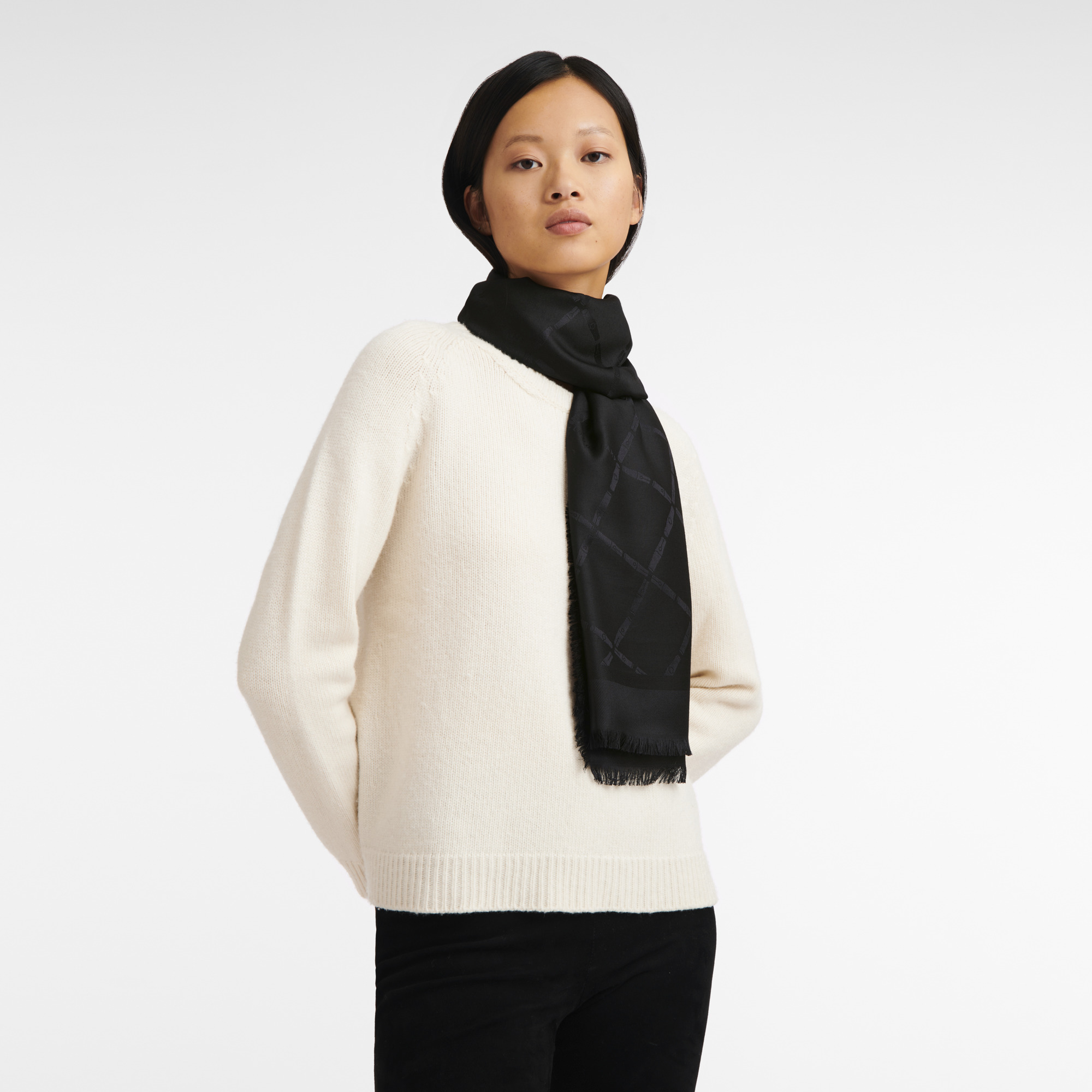 Roseau Shawl Black - Silk Blend - 2