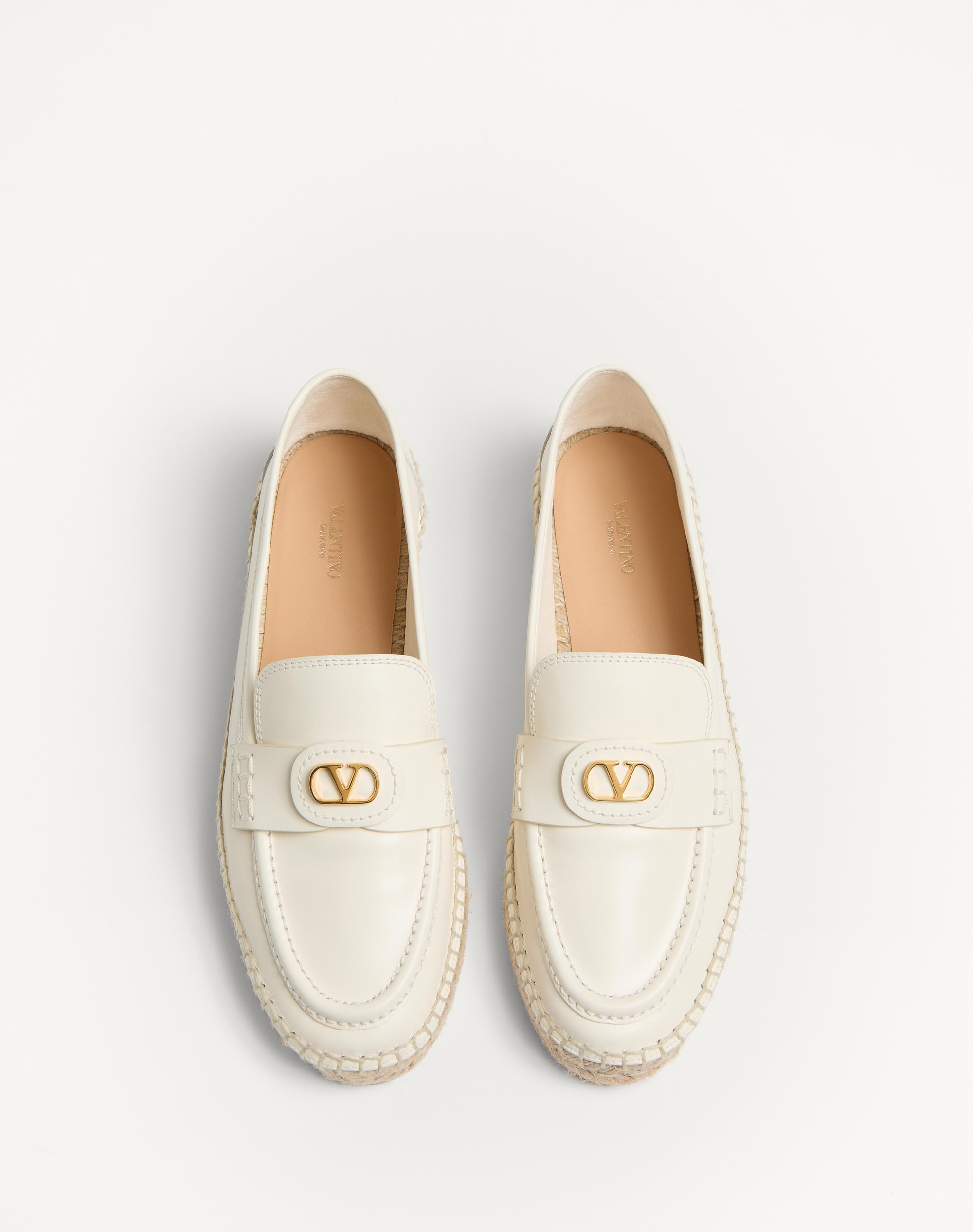 VLOGO SIGNATURE CALFSKIN LOAFER 20MM - 4