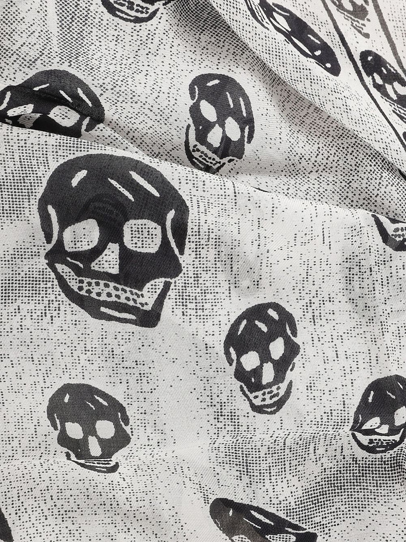 Alexander McQueen skull fringed scarf outlook