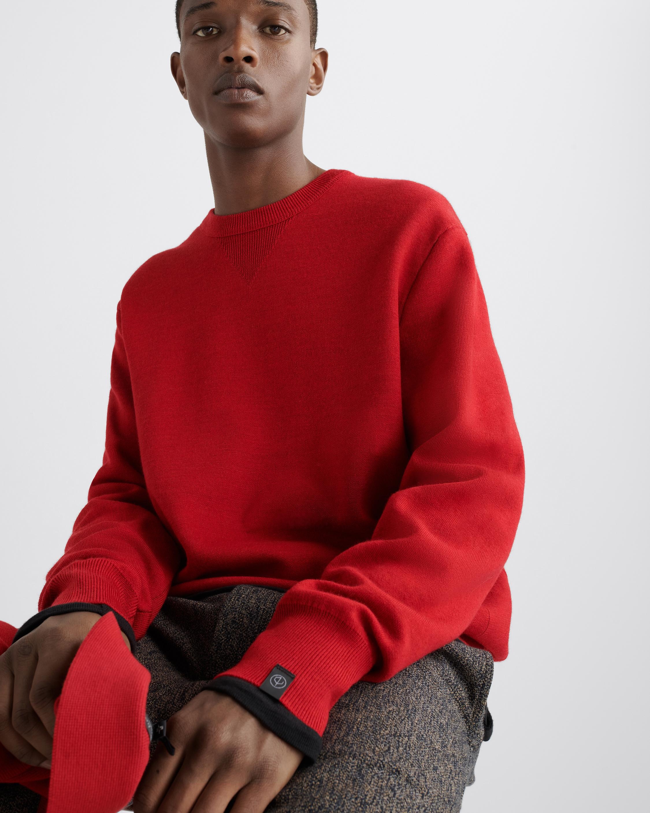 York Wool Crew
Relaxed Fit - 6