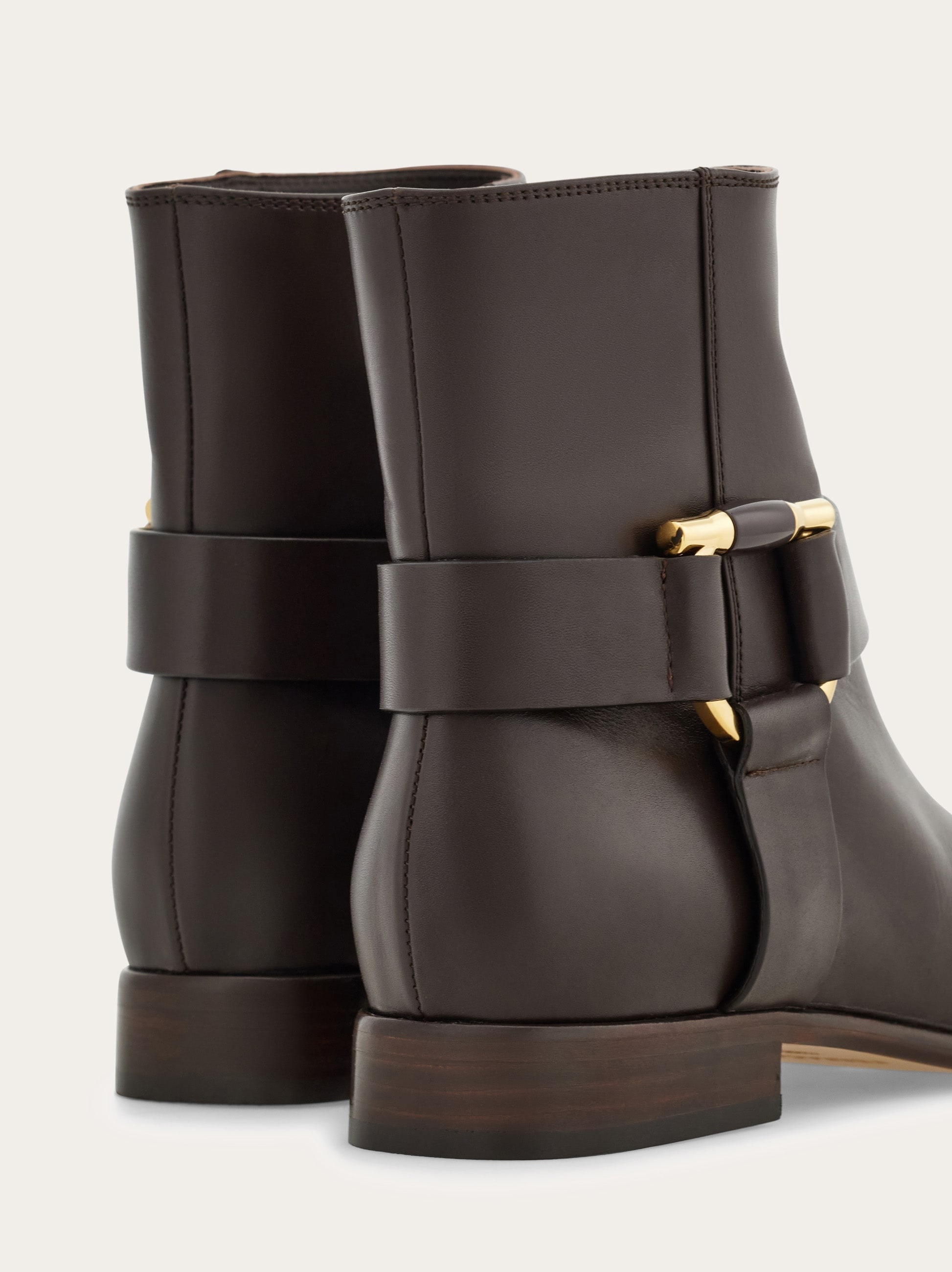 Gancini ornament ankle boot - 7