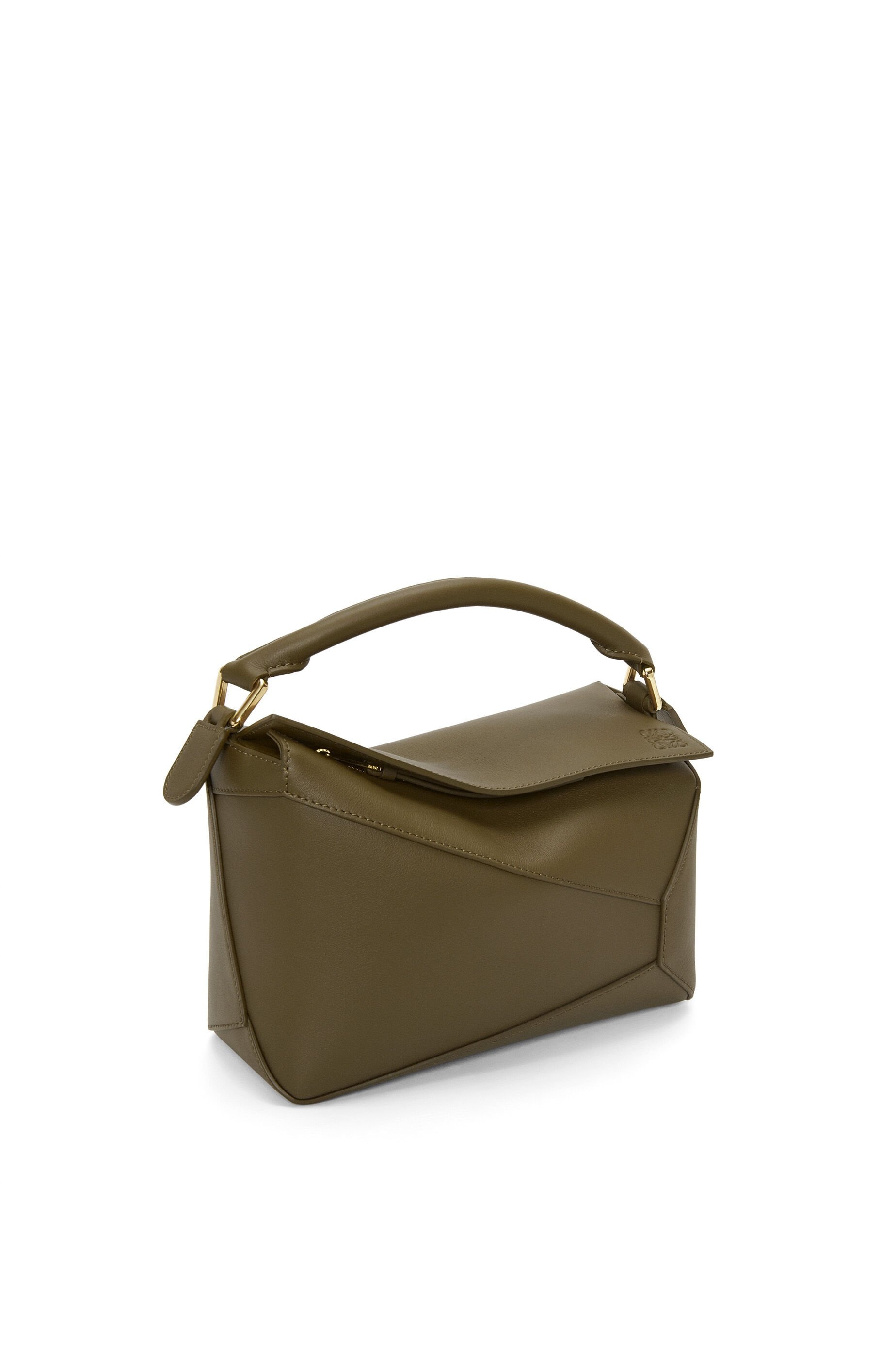 ハンドバッグ LOEWE - Small Puzzle bag in classic calfskin LOEWE | Luxury Designer Collection | Coveti