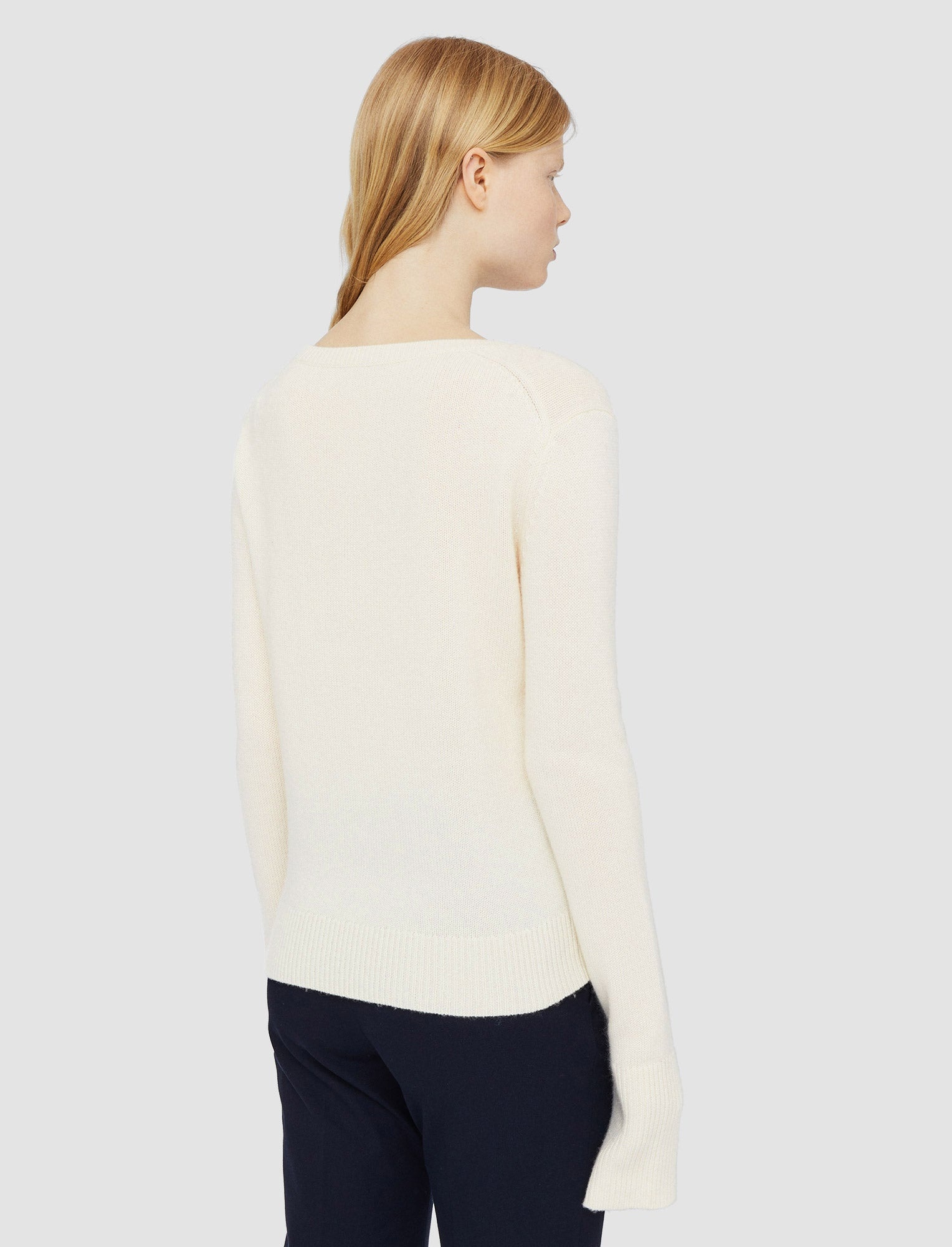 Pure Cashmere V Neck Jumper - 4