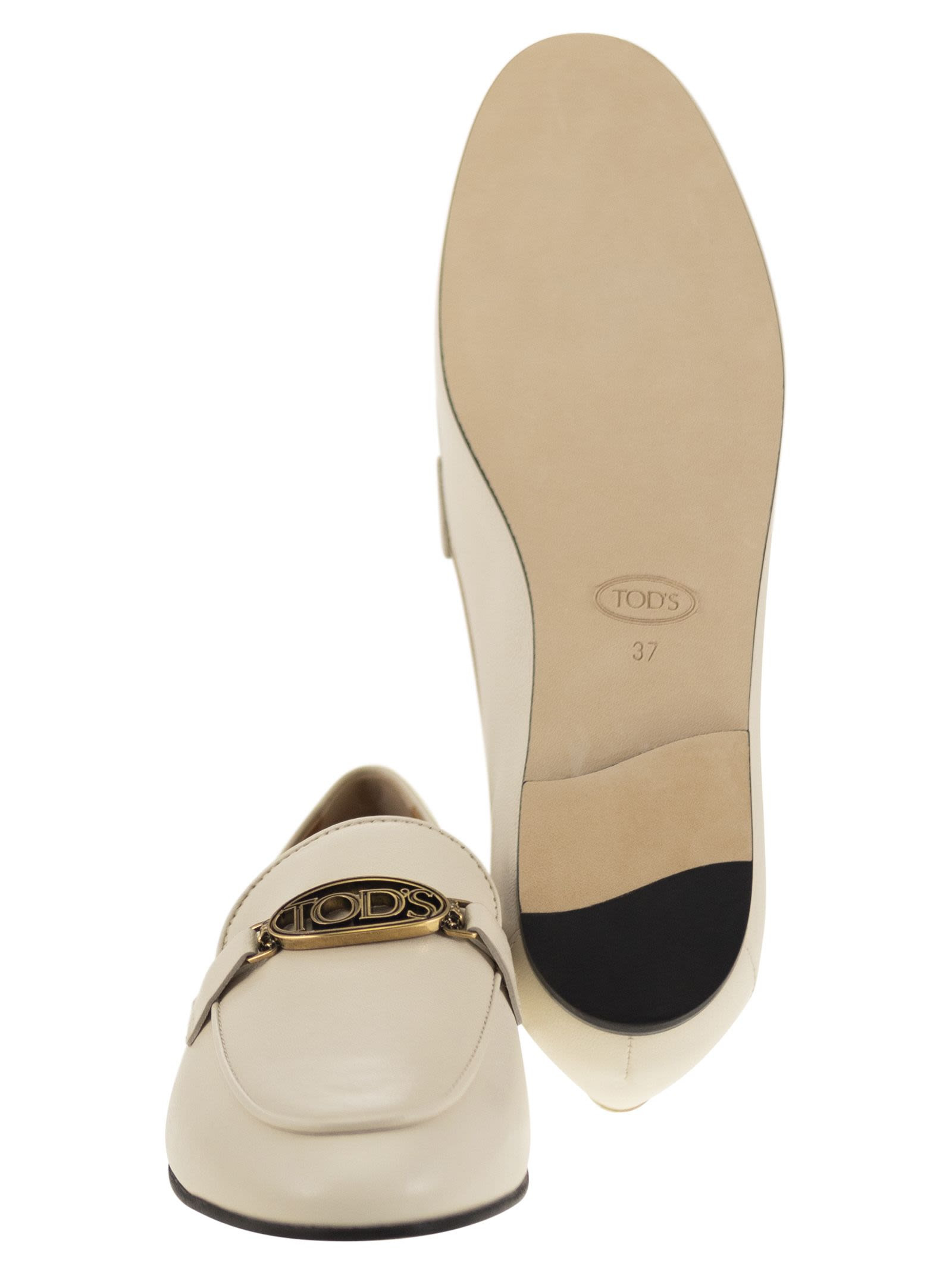 Tod's Women Leather Loafer With Accessory - 5