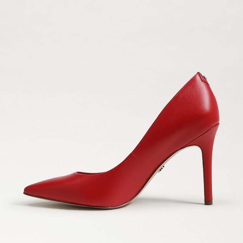 Hazel Pointed Toe Pump 4