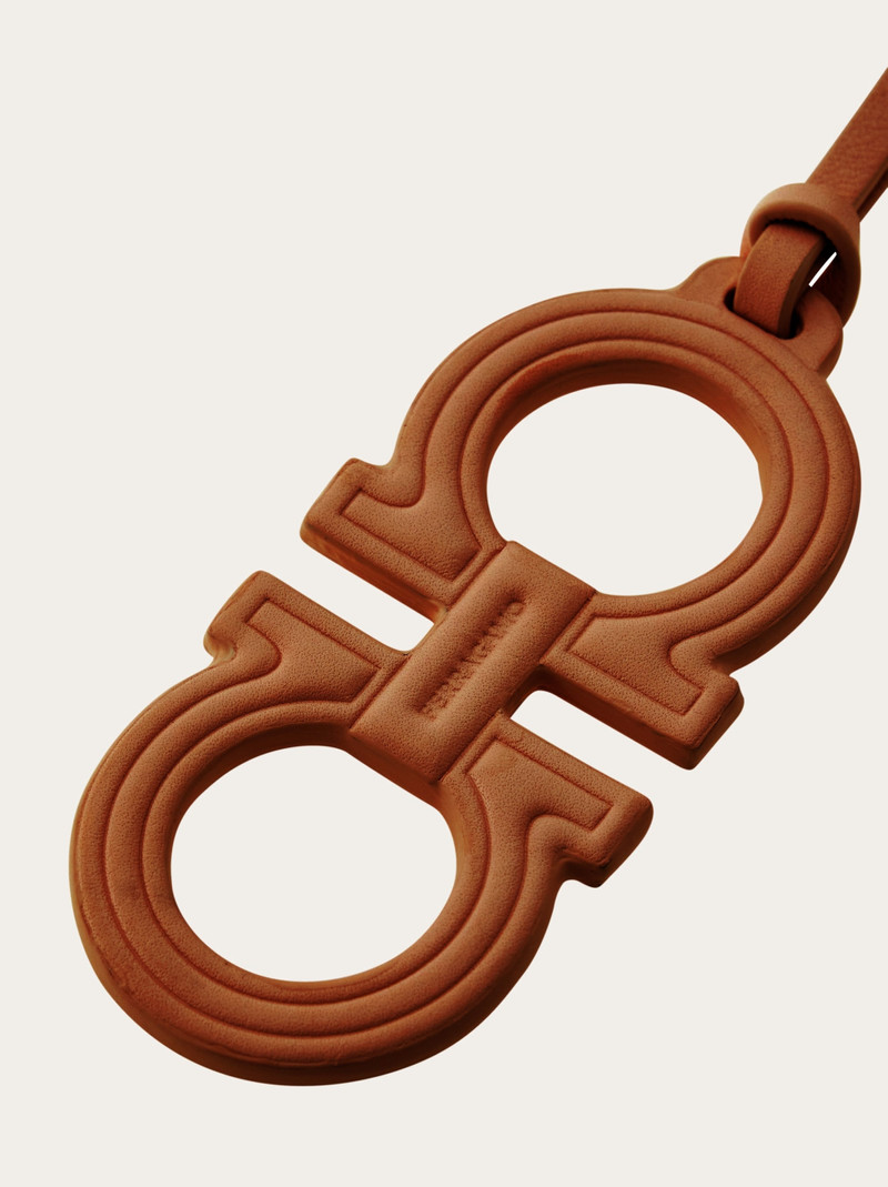 Double Gancini charm 4