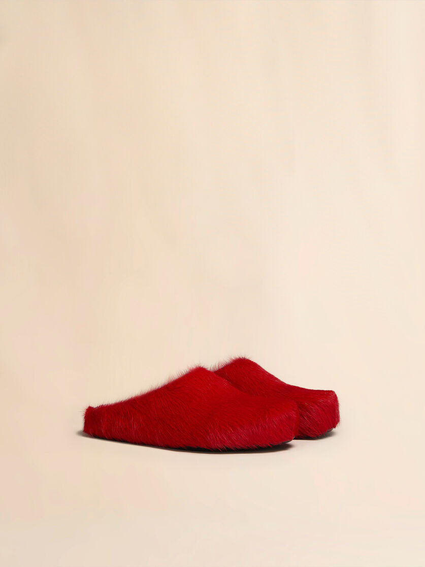 RED LONG-HAIR CALFSKIN FUSSBETT SABOT - 2
