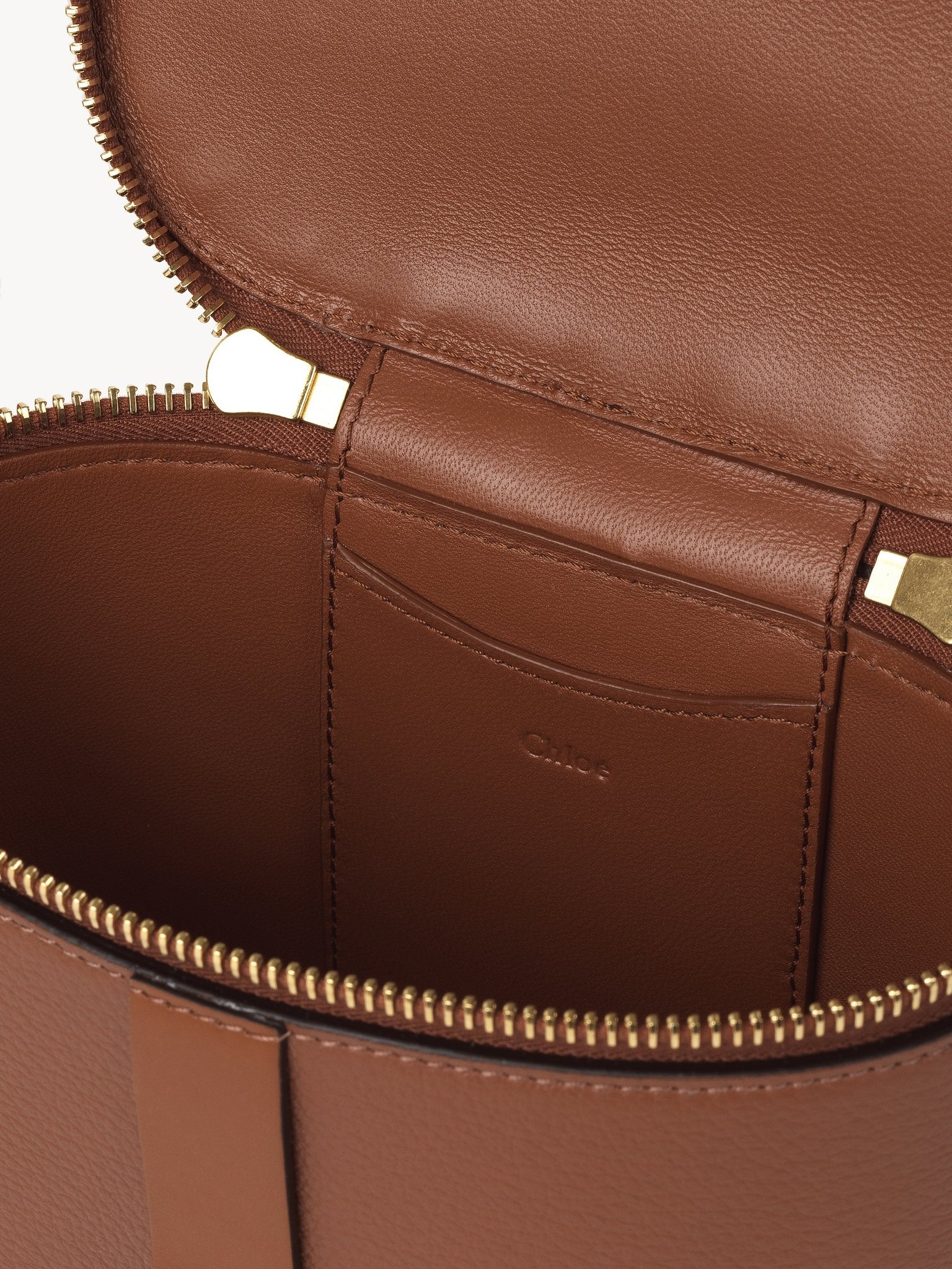 MARCIE MINI VANITY ON CHAIN - 3